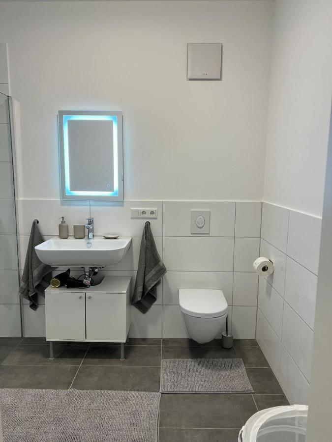 Luxurioeses Apartment Fuer 4 Personen, Neubau, Parkplatz Free Bochum Exterior foto